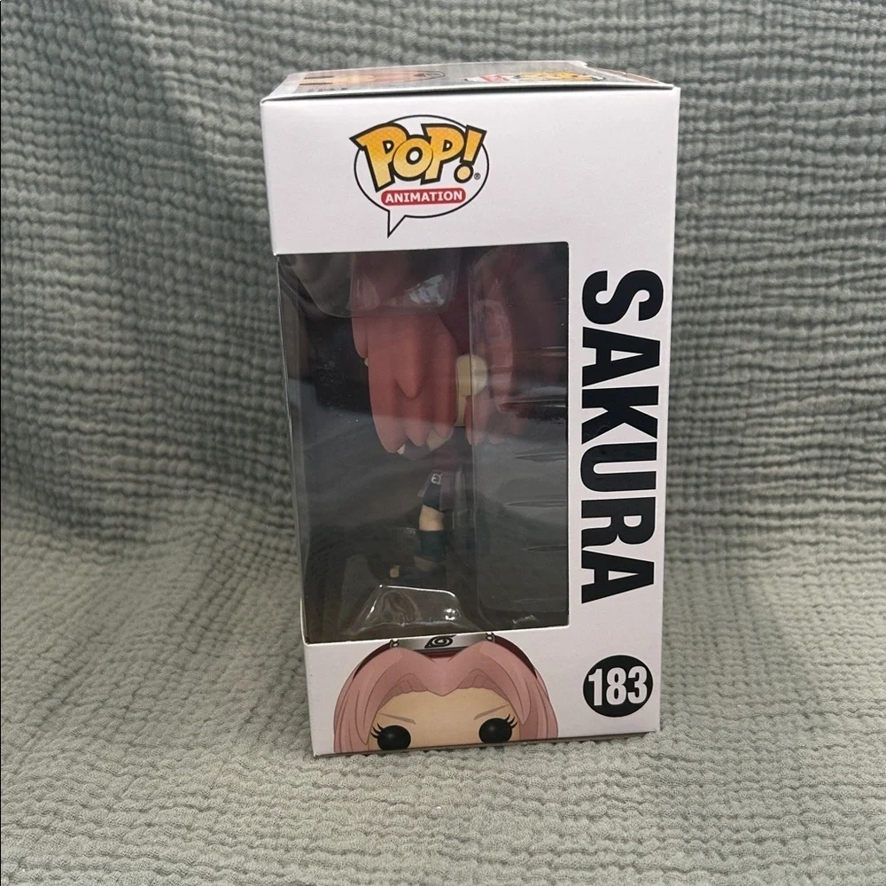 Funko Pop Naruto Shippuden SAKURA 183 NEW bobblehead